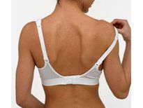 BRA स्ट्रिप्‍स के पास लटकते हुए फैट को, इन टिप्‍स से कहें बाय-बाय 