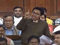 कौन है जामयांग सेरिंग नामग्याल, जिन्‍होंने अनुच्‍छेद 370 पर भाषण देकर देश को मुरीद बना ल‍िया 