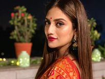 करवा चौथ पर करें 10 मिनट में फेशियल, पाएं इंस्टेंट ग्लो
