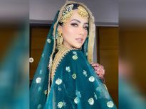 बेदाग और पिंपल फ्री फेस के लिए सना खान अपनाती हैं ये स्किन केयर टिप्स 