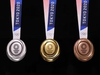 Tokyo Olympics: इस बार 100 से अधिक खिलाड़ी करेंगे देश का प्रतिनिधित्व, पदक की उम्मीद बढ़ी