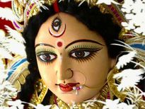 Shardiya Navratri 2021: डोली में सवार होकर आएंगी माता रानी, हाथी पर होगी विदाई