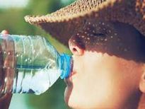 Sun Charged Water: सूरज की रोशनी में सोलराइज्ड पानी में होते हैं कई गुण, आयुर्वेद में भी है इसका जिक्र