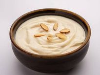 Diwali Recipes: वेगन भी इस दिवाली खीर खाने का लें मजा, बनाएं बादाम और काजू के दूध की खीर