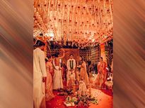 अपनी शादी में अपनाएं ये पॉप और ग्लैमर से भऱपूर न्यू एज वेडिंग ट्रेंड्स एंड टूल्स 