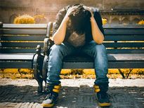 हॉलिडे डिप्रेशन क्या है? इससे उबरने के कुछ खास टिप्स को फॉलो करें