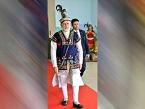 मेघालय के लिए पीएम मोदी का खास वॉर्डरोब, गारो टोपी से लेकर ट्रेडिशनल खासी आउटफिट तक