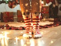 Cold Feet: सर्दियों में आपके पैर भी रहते है ठंडे? तो हो सकते हैं इन बीमारियों के संकेत, जानिए इसका इलाज