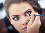 Steps To Rock That Bold, Smoldering Bengali Eyeliner Look 