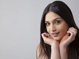 How To Get Sculpted Cheekbones With Makeup