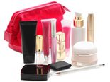 Must Have Skin Essentials In Your Handbag During The Monsoon Days