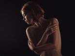 10+ Everyday Wrong Habits Of Women That Can Harm The Skin