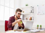 Why You Must Never Eat Lunch At Your Desk; Read To Know