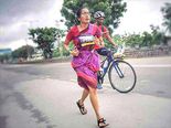 Saree-Clad Woman Ran 42 KM To Promote Handlooms