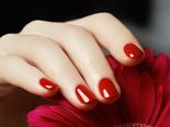 Lighten Dark Knuckles With These Home Remedies