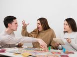 7 Signs That Will Help You To Recognise A Controlling Friend