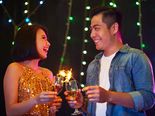 12 Signs That Tell Someone Is Flirting With You And Not Just Being Friendly