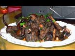 இந்தியாவில் சாப்பிடப்படும் சில விசித்திர உணவுகள்!!!