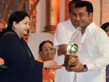 இந்திய சினிமாவின் நூற்றாண்டு விழாவில் பங்கு கொண்ட பிரபலங்கள்!!!
