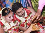 காதலை மிஞ்சும் நிச்சயித்த திருமணங்கள், ஓர் நெகிழ்ச்சியான தருணம்!!!