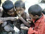 நெஞ்சை உலுக்கும் வறுமை கோட்டிற்கு கீழ் இருக்கும் உலக மக்களைப் பற்றிய தகவல்கள்!!!