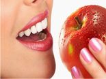 பற்களில் படிந்திருக்கும் மஞ்சள் கறைகளை அகற்ற உதவும் பொருட்கள்!!!