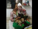 2 பி.எச்.கே பிளாட்டில் 46 விலங்குகளுடன் வாழ்ந்து வரும் அதிசய பெண்மணி!