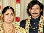 ஏற்கனவே திருமணமான பெண்களை மணந்த இந்திய நடிகர்கள்!