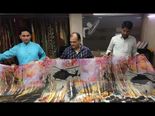 இந்தியா நடத்திய விமானப்படை தாக்குதலை சேலையாக வடிவமைத்த டிசைனர்... யாருப்பா நீ?