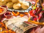 தீபாவளி 2020: செல்வம் பெருக லட்சுமி பூஜையை எப்போது செய்ய வேண்டும்?