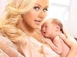 Motherhood Inspires Christina Aguilera New Album