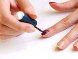 How To Apply Nail Polish Designs?