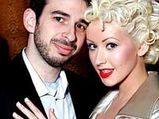 Christina Aguilera Plays Games With Hubby