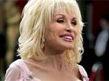 Dolly Parton Plans Her Biopic