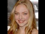 Amanda Seyfried Poses For A Sizzling Photo Shoot