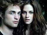 Robert Pattinson's Gets Cozy In Breaking Dawn