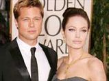 Brad Pitt Gets A Diamond 'Love Necklace'