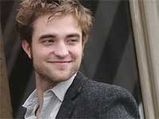 Robert Pattinson Wishes To Be A Hero!