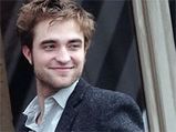 Why Girls Go Crazy Over Robert Pattinson?