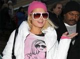 Paris Hilton To Launch Handbags