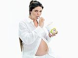 Why Women Have Food Cravings During Pregnancy?