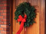 Ideas To Decorate Entrance For Christmas!