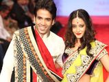 Tusshar Kapoor & Raima Sen Dressed To Impress