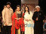 IIJW'13: Shabana Azmi n Javed Akhtar Walk Together