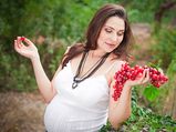 Is Eating Grapes During Pregnancy Safe?