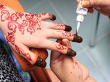 Ways To Use Henna For Great Nails