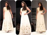 WIFW 2015: Sania Mirza Walks For Ritu Pande
