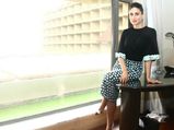 Kareena Kapoor's Retro Monochrome Look At Movie Promotions