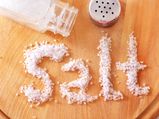 7 Warning Signs Of Eating Too Much Salt