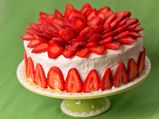 Easy Strawberry Cake Recipe